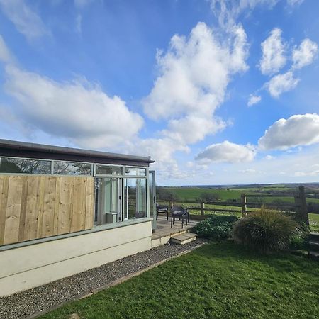 Meadow View Villa Haverfordwest Exterior photo